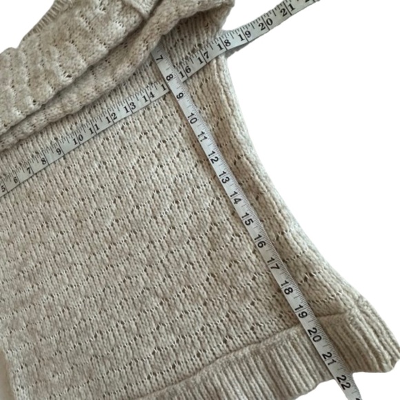 American Eagle Outfitters Women's M Creamy Sleeved Scooped Neck Knit Sweater Top - Picture 10 of 15
